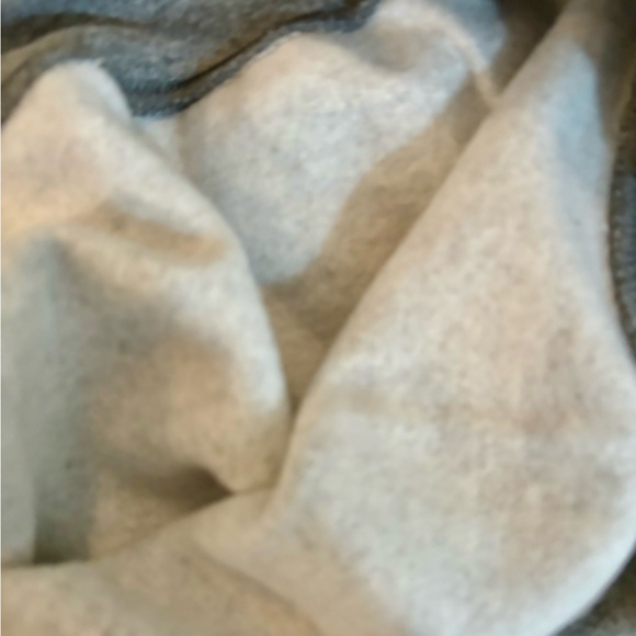 Mama needs wine sweatshirt! - Picture 6 of 6